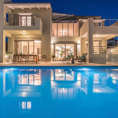 Akemi Luxury Villa Planos Exterior foto