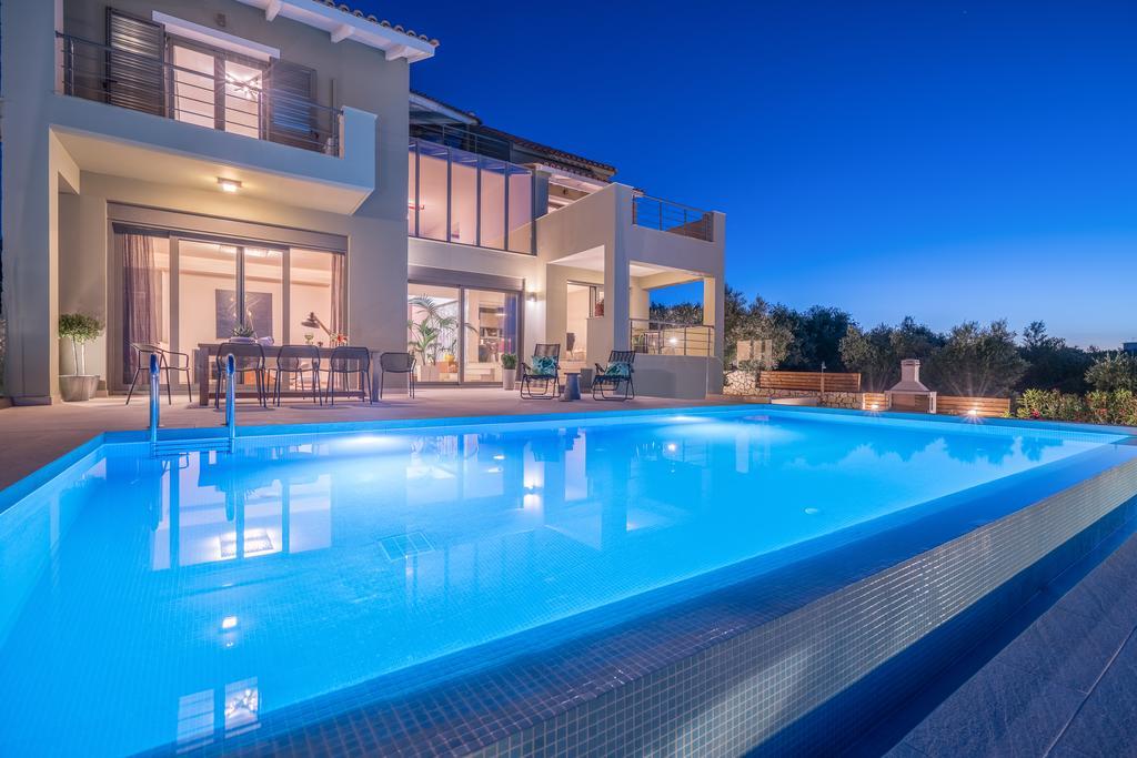 Akemi Luxury Villa Planos Exterior foto